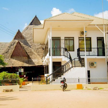 Flamingo Hotel Kinyerezi Dar es Salaam Exteriör bild